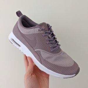 Nike Thea plum fog